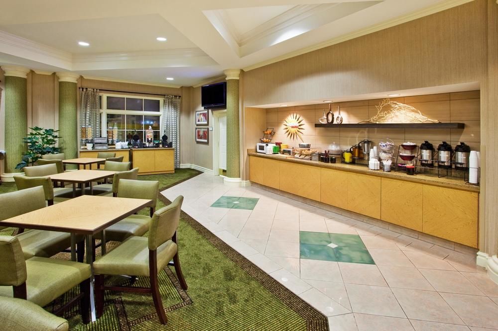 La Quinta Inn & Suites By Wyndham Città di Panama Esterno foto